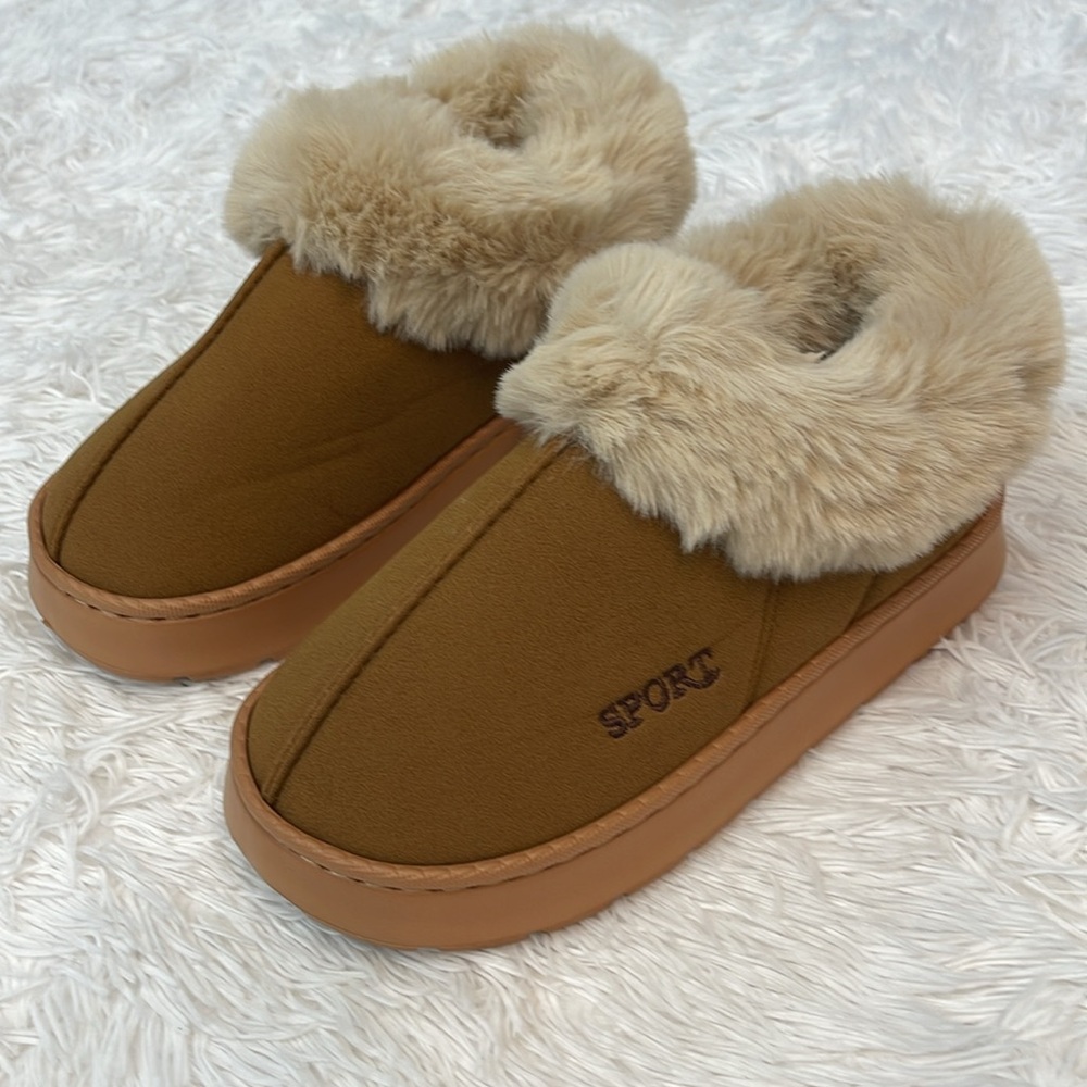 Cozy Faux-Fur Lined Women’s Slipper - Brown - Picture 2 of 6